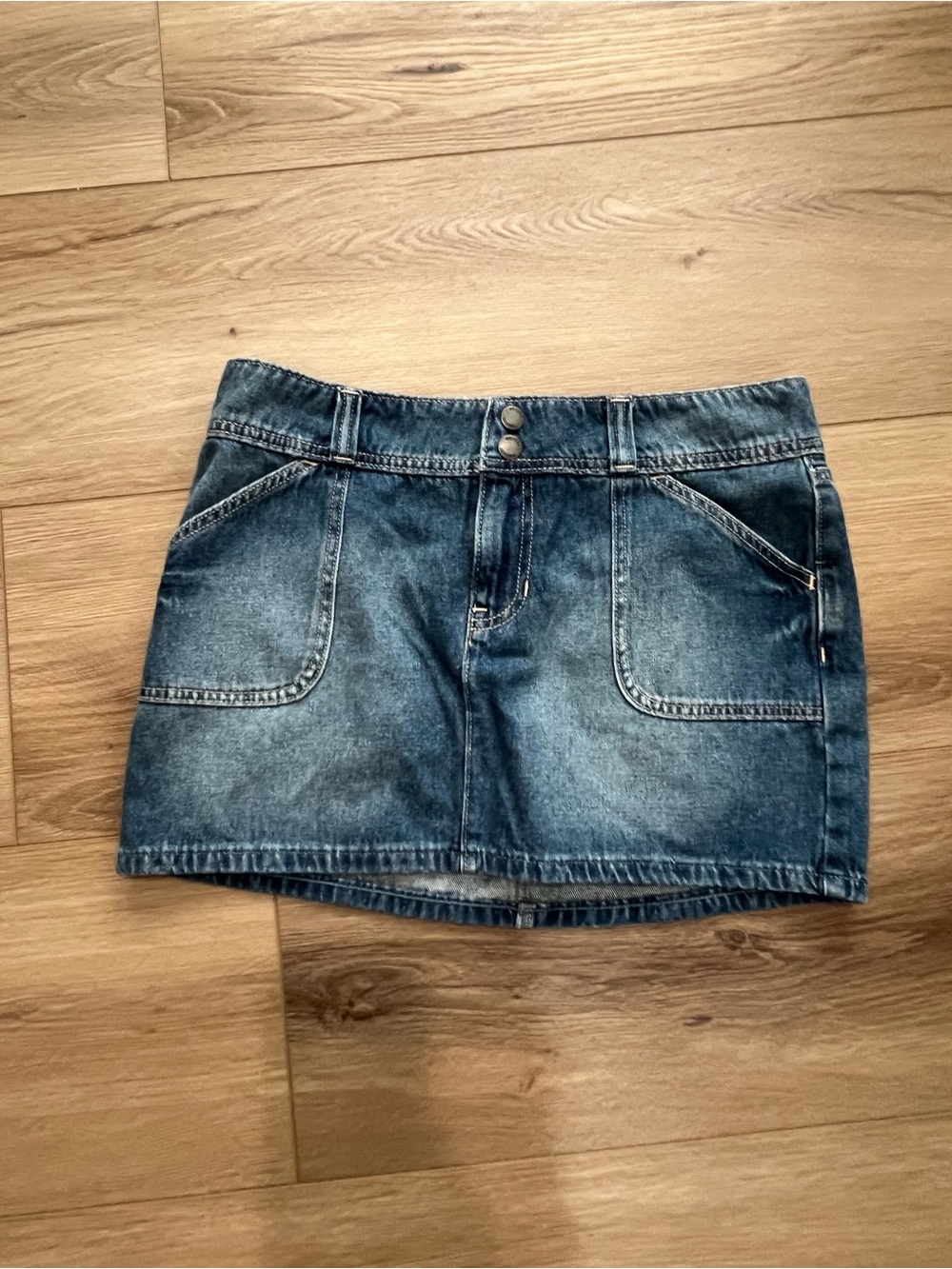 Hollister Denim Jean Mini Skirt size 7 28